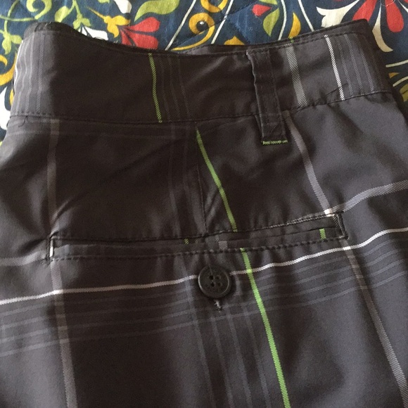 Men's hybrid shorts - Picture 2 of 2